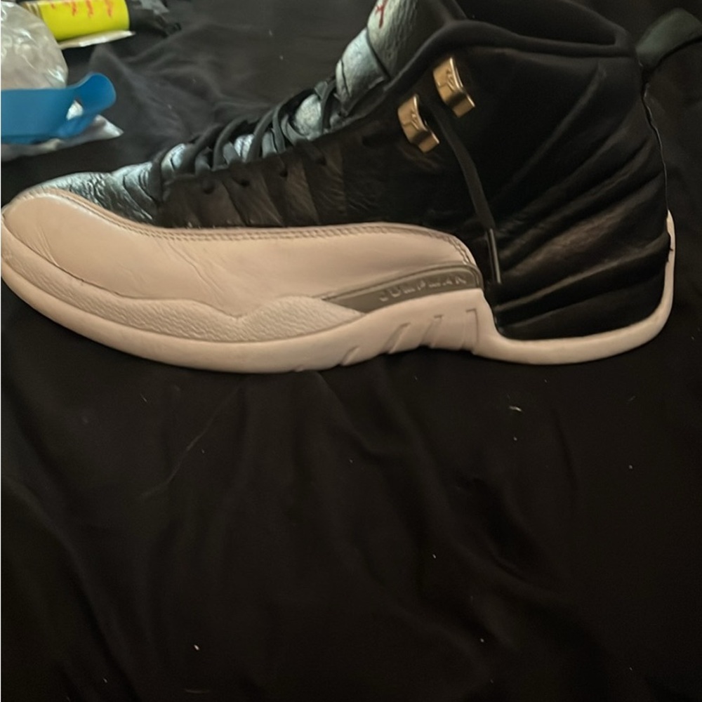 Men's Black and White Sneakers